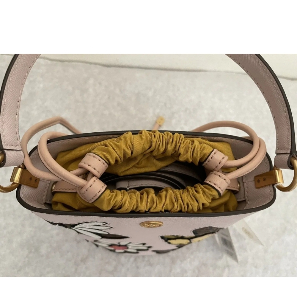 NWT Tory Burch Robinson Appliqué Mini Bucket Bag $428 Ballerina Pink - Picture 8 of 14